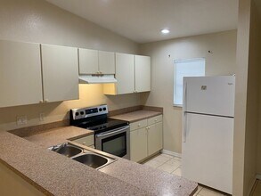 1416-1418 W 12th St in Lehigh Acres, FL - Building Photo - Building Photo