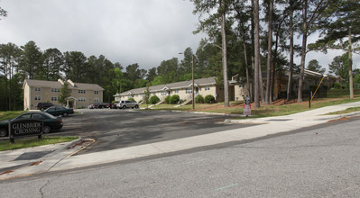 Glenbrook Crossing in Raleigh, NC - Building Photo - Building Photo