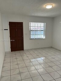 961 W 44th St in Hialeah, FL - Building Photo - Building Photo