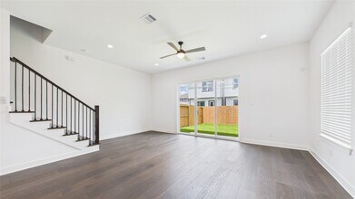 6734 Lozier St in Houston, TX - Building Photo - Building Photo