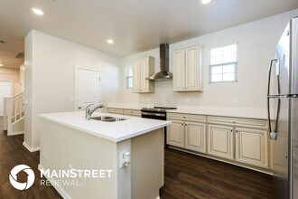 16603 W Sierra St in Surprise, AZ - Building Photo - Building Photo