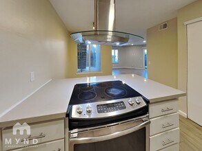 2522 T St, Unit 1 in Sacramento, CA - Building Photo - Building Photo
