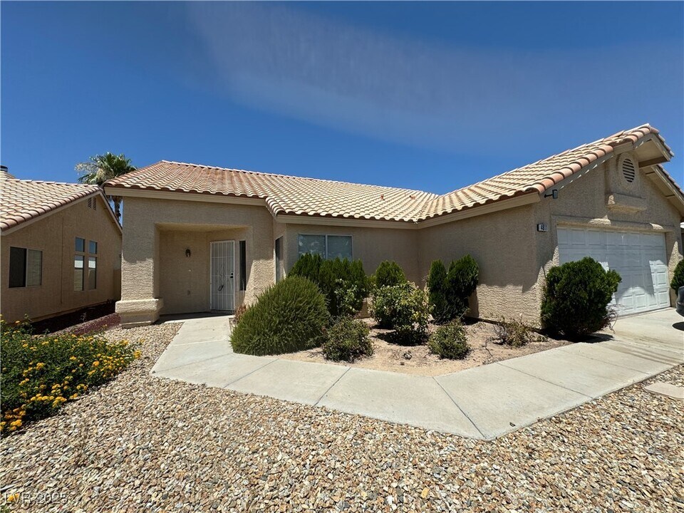 4811 Carefree Dr in Las Vegas, NV - Building Photo