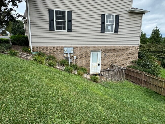 property at 1868 Park Rd