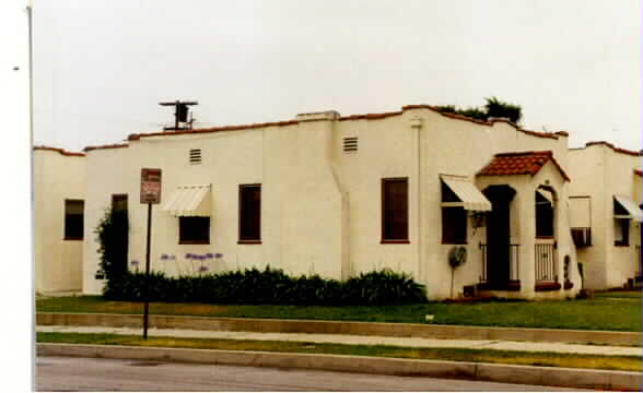 1413 W Los Angeles Ave in Montebello, CA - Building Photo