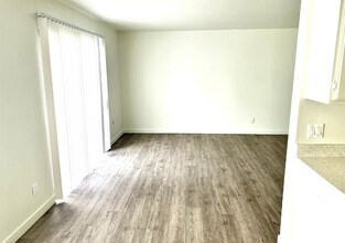 14826 Magnolia Blvd in Los Angeles, CA - Building Photo - Building Photo