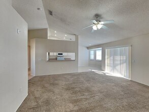 523 Terranova Cir in Winter Haven, FL - Building Photo - Building Photo