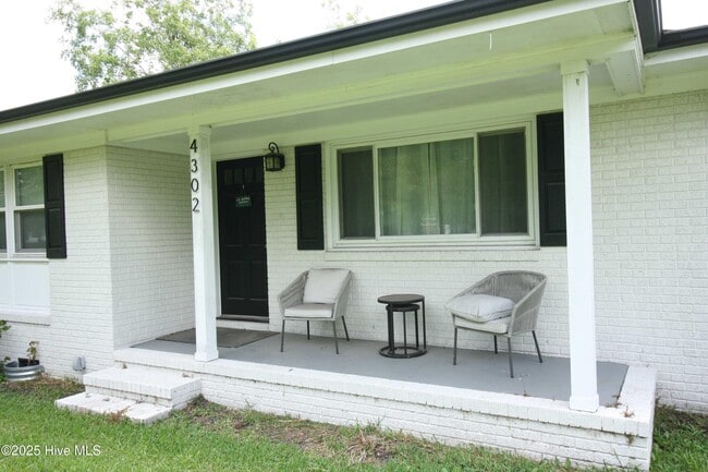 property at 4302 Gordon Rd