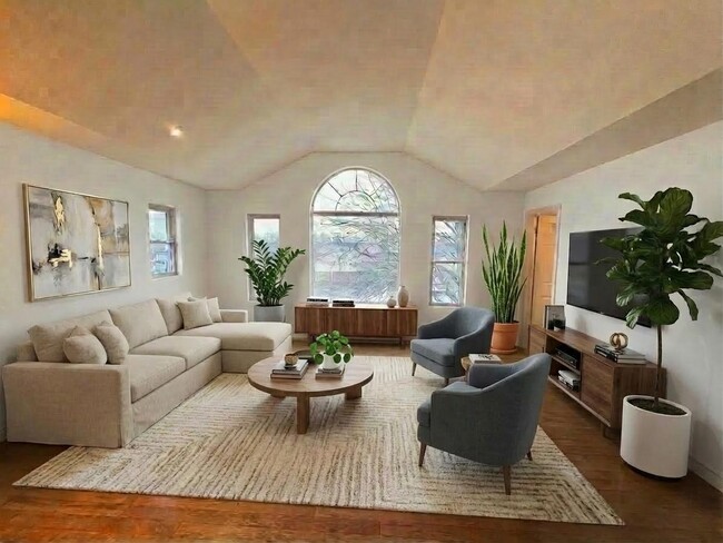 489 Upper Gage Ave in Hamilton, ON - Building Photo - Building Photo