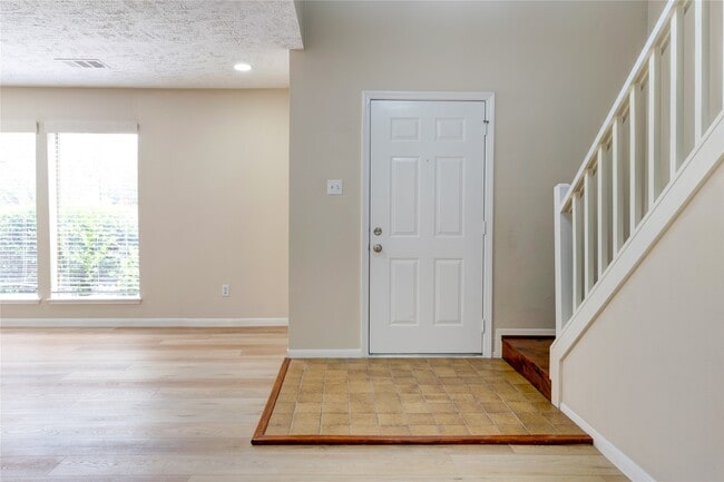 2902 Field Line Dr in Sugar Land, TX - Foto de edificio - Building Photo
