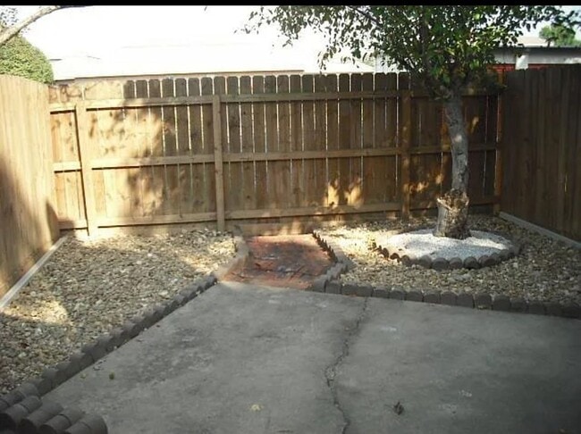 1127 Loft Cove in Evansville, IN - Building Photo - Building Photo