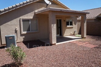22303 W Morning Glory St in Buckeye, AZ - Building Photo - Building Photo