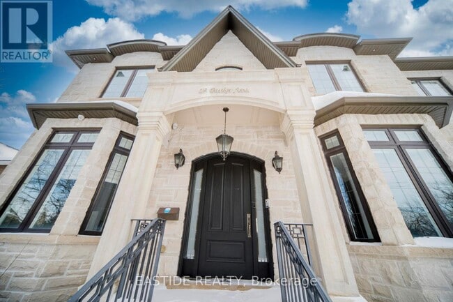 19 Parker Ave in Richmond Hill, ON - Building Photo - Building Photo