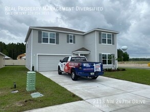 2113 NW 247th Dr in Newberry, FL - Building Photo - Building Photo