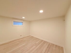 2337 W Maypole Ave in Chicago, IL - Building Photo - Building Photo