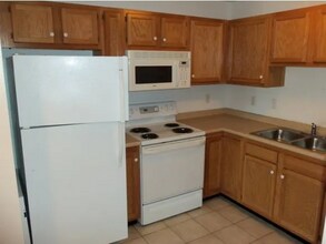 305 Lime Kiln Rd in South Burlington, VT - Building Photo - Building Photo