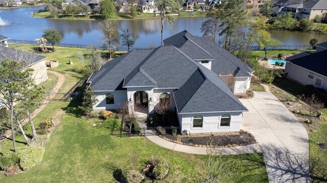25702 Golden Bell Dr in Spring, TX - Building Photo - Building Photo