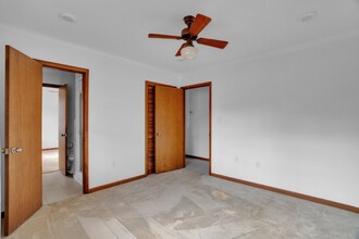1097 Van Norman Curv in Mccomb, MS - Building Photo - Building Photo
