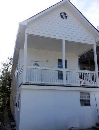 property at 165 Little St SE