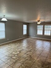 1614 College Street, Unit B in Webb City, MO - Building Photo - Building Photo