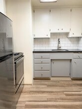 710 N 41st St in Seattle, WA - Foto de edificio - Building Photo