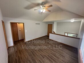 709 SE Drew Ct in Blue Springs, MO - Building Photo - Building Photo