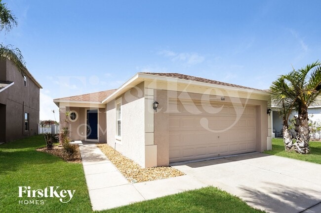 property at 928 Seminole Sky Dr
