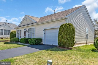 3 Cardinal Pl in Barnegat Township, NJ - Building Photo - Building Photo