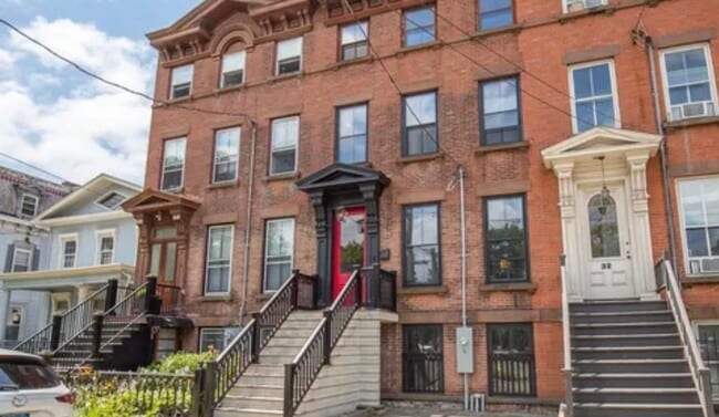 property at 30 Trumbull St