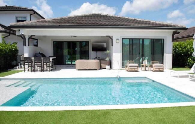 property at 2929 Gin Berry Way