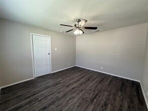 822 Curtis Dr in Garland, TX - Building Photo - Building Photo