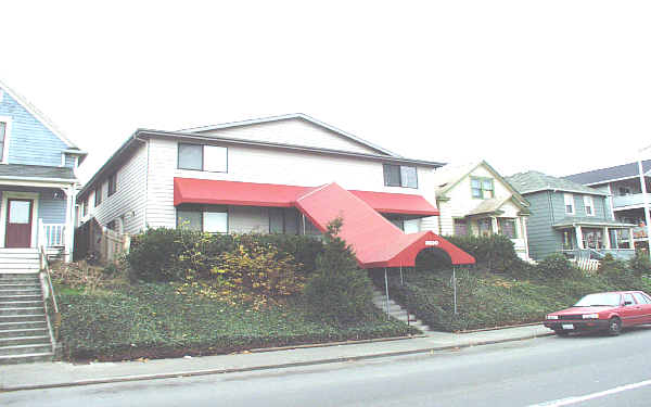 Everett 8 Units in Everett, WA - Building Photo - Building Photo