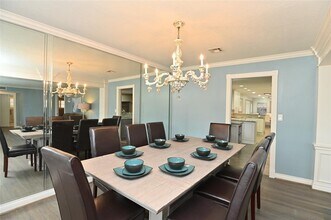 4062 Falkirk Ln in Houston, TX - Building Photo - Building Photo