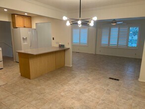 3851 S Eagle Point Dr in Salt Lake City, UT - Building Photo - Building Photo