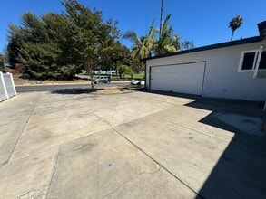 3932 Mt Acadia Blvd in San Diego, CA - Building Photo - Building Photo
