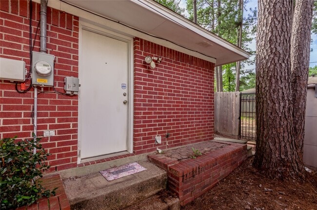 property at 3011 Sand Dr