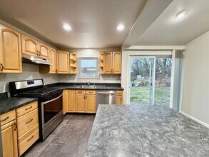 2307 Monroeville Rd in Monroeville, PA - Building Photo - Building Photo