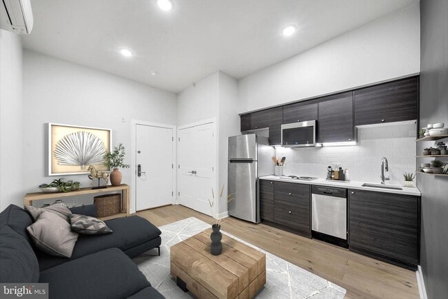 property at 257 N 3rd St