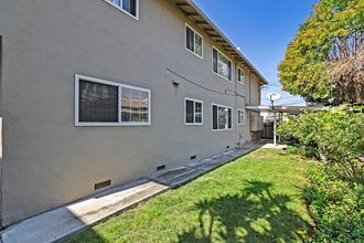 833 Maryann Dr in Santa Clara, CA - Building Photo - Building Photo