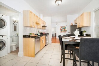 122 Brook Rd in Quincy, MA - Building Photo - Building Photo