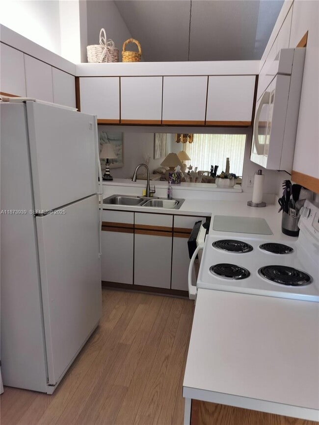 property at 1002 Keystone Dr