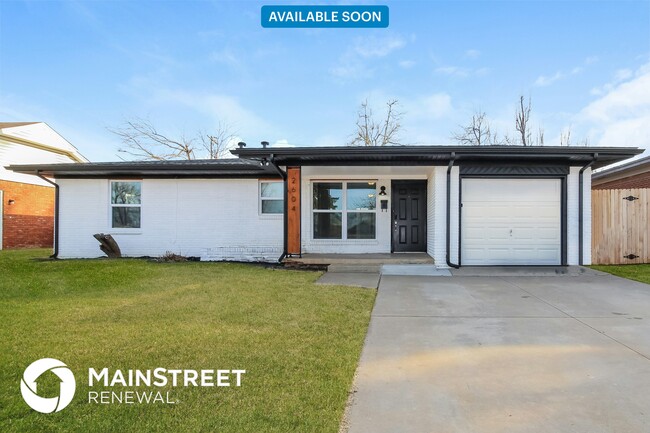 property at 2604 Manchester Dr