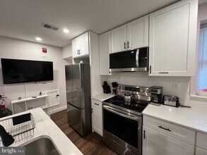 1985 N 63rd St in Philadelphia, PA - Foto de edificio - Building Photo