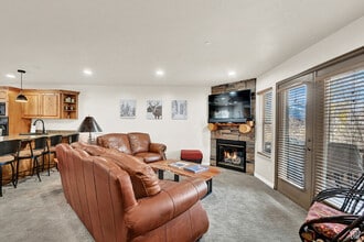 3521 N Fox Run Dr in Eden, UT - Building Photo - Building Photo