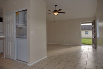 6003 Oleander Dr in Orlando, FL - Building Photo - Building Photo