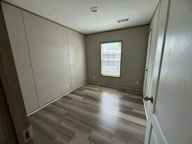 12 Virgil St in Apopka, FL - Building Photo