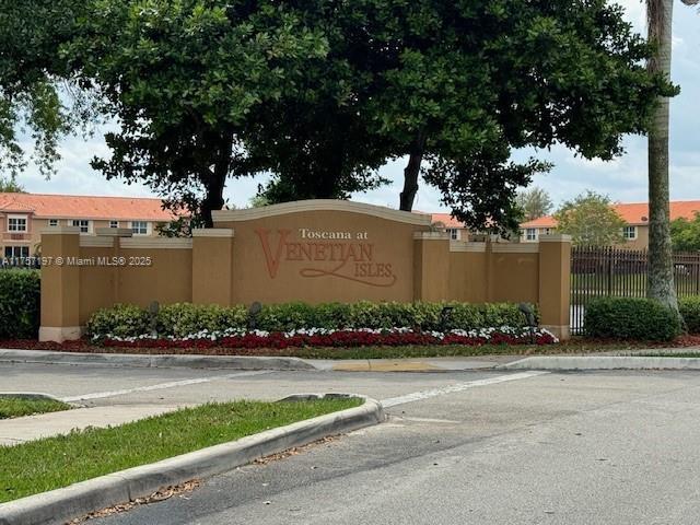 15242 SW 30th Terrace in Miami, FL - Building Photo