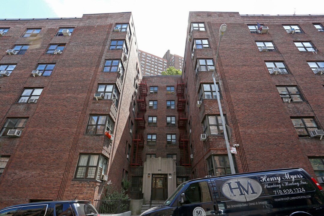 57-65 Hillside Ave in New York, NY - Building Photo