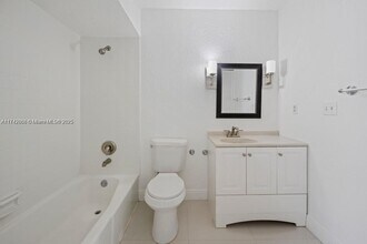 2810 NE 60th St in Fort Lauderdale, FL - Building Photo - Building Photo