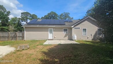 219 Blue Creek School Rd in Jacksonville, NC - Building Photo - Building Photo
